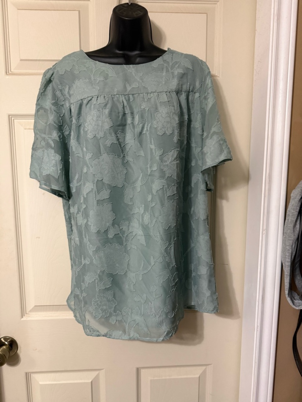 Light Sage Floral Embroidered Short-Sleeve Blouse